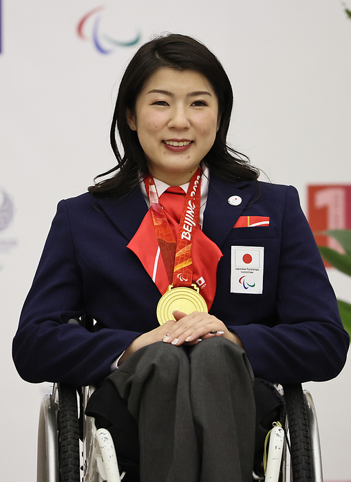 Beijing Olympics and Paralympics medalists receive Tokyo Residents Sports Award April 25, 2022, Tokyo, Japan   Beijing Winter Paralympics gold medalist Momoka Muraoka smiles for photo as she received the Tokyo Residents Sports Award and the Tokyo Medal of Honor from Tokyo Governor Yuriko Koike at the Tokyo Metropolitan Government office in Tokyo on Monday, April 25, 2022.     Photo by Yoshio Tsunoda AFLO 
