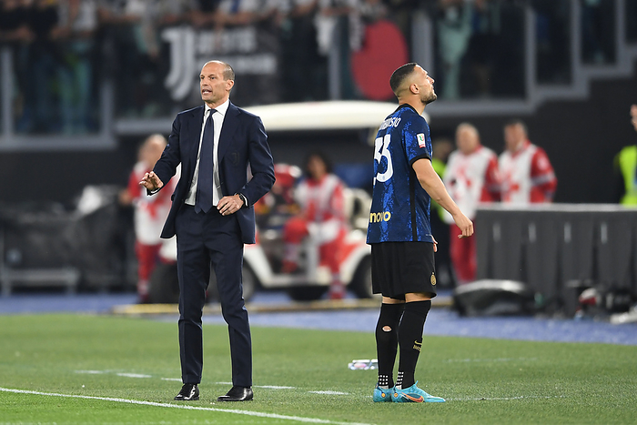Soccer :  Italian Championship Tim Cup  2021 2022 :    Juventus 2 2 Inter Massimiliano Allegri Coach  Juventus Danilo D Ambrosio  Inter                   during the Italian  Italy Cup  match between Juventus 2 4 Inter at Olimpic Stadium on May 11, 2022 in Roma, Italy.  Photo by Maurizio Borsari AFLO  