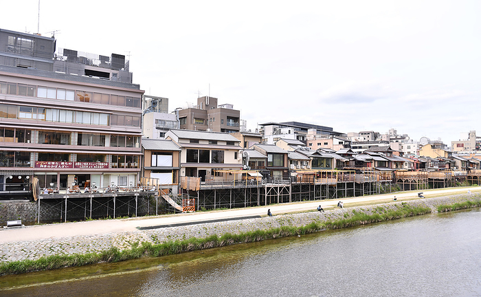 Kamo River Kawadoko May 10, 2022 Kamo River Kawayuka Location Kyoto City