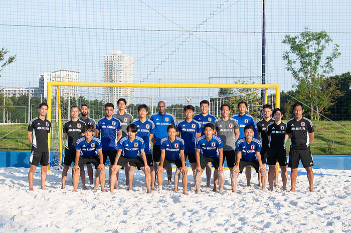 Beach Soccer Japan Training Camp Japan players pose during a training camp at Prince Takamado Memorial JFA YUME Field Beach Soccer Pitch  Pitch Carioca  in Chiba, Japan, May 18, 2022.  Photo by JFA AFLO 