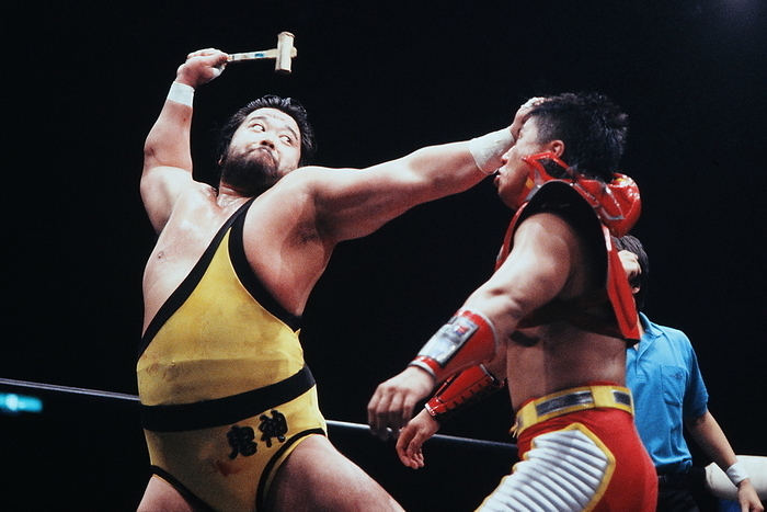 1994 FMW Yokohama Tarzan Goto vs.   Photo by Yukio Hiraku AFLO 