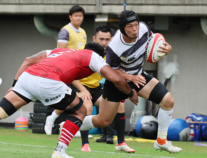 2022 Japan Rugby Charity Match June 11, 2022, Tokyo, Japan   Emerging Blossoms wing Koga Nezuka carries the ball at a charity match to raise fund for tsunami and volcano eruption suffered Kingdom of Tonga at the Prince Chichibu rugby stadium in Tokyo on Saturday, June 11, 2022. Emerging Blossoms defeated Tonga Samura XV 31 12.      Photo by Yoshio Tsunoda AFLO  