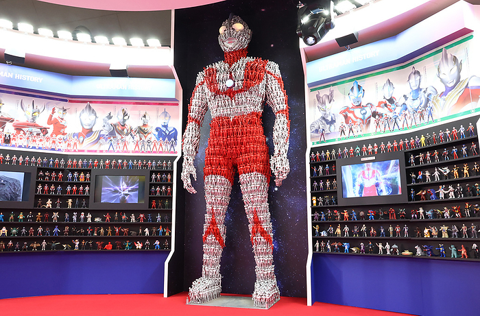 International Tokyo Toy Show is held for the first time in three years June 16, 2022, Tokyo, Japan   Japanese toy maker Bandai displays a 4 meter tall Ultraman statue made of some 3,000 Ultraman figures at the International Tokyo Toy Show in Tokyo on Thursday, June 16, 2022. Asia s largest toy trade show for business persons was held on 16 and 17 June, the first time in three years due to pandemic of COVID 19.        Photo by Yoshio Tsunoda AFLO 