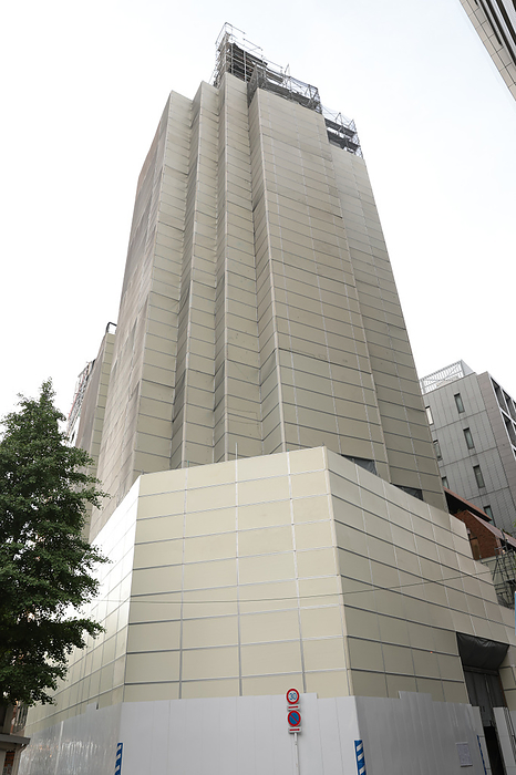 Demolition work continues at Nakagin Capsule Tower in Tokyo Demolition work continues at Nakagin Capsule Tower, an iconic structure designed by Japanese architect Kisho Kurokawa, in Ginza, Tokyo, Japan on June 17, 2022.  Photo by AFLO 