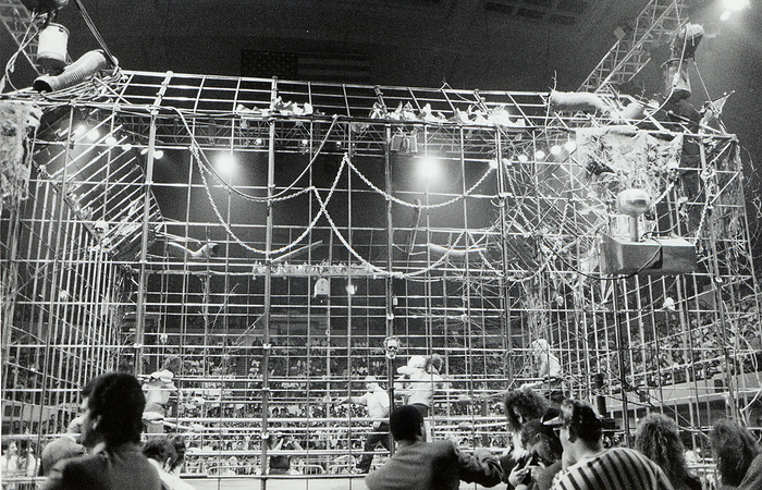 1989 U.S. Wrestling Flair Sting vs. Terry and Muta October 28, 1989 Ric Flair and Sting team vs. Terry Funk, Flair and Sting team vs. Terry Funk and Great Muta  Keiji Mutoh  team, current wire mesh death match   Philadelphia Civic Center, Philadelphia, PA, USA