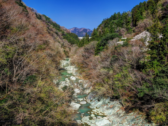 Sambaishi Gorge in early spring