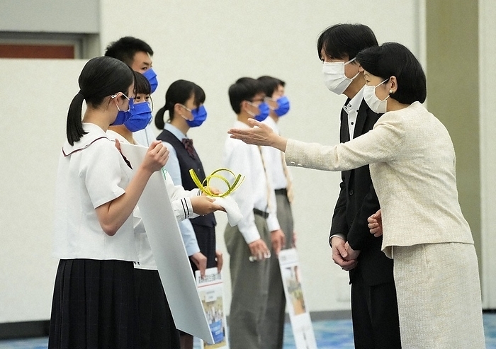 Prince and Princess Akishino interacting with high school students Prince and Princess Akishino interacting with high school students. In the foreground at left are high school students introducing Ehime Prefecture s efforts in the afternoon of July 28, 2022 in Tokushima City  representative photo .