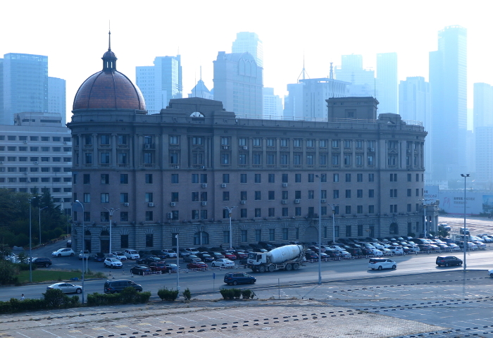 The Manchurian Railway Dalian Wharf Office, completed in the 1920s (Dalian, China: photo taken in 2018).