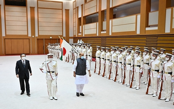 Indian Defense Minister Visits Japan, Meets with Defense Minister Hamada Indian Defense Minister Singh  third from left  receives a salute of honor by a guard of honor. At far left is Defense Minister Yasukazu Hamada at the Ministry of Defense on September 8, 2022 at 9:05 a.m. 1 minute  representative photo 