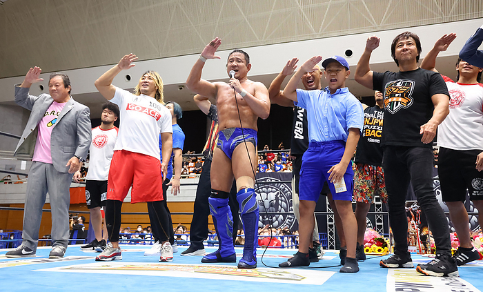 2022 New Japan Pro Wrestling Togane Tournament September 11, 2022, New Japan Pro Wrestling: Hiroshi Nagata and Great O Kahn, including Hiroshi Nagata, end the event with a salute pose at Togane Arena.