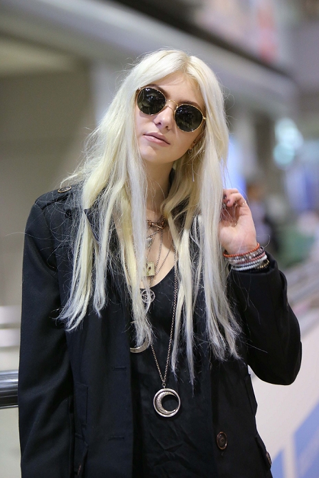 Taylor Momsen, Sep 24, 2012 : Chiba, Japan - U.S. actress, musician and model, Taylor Momsen, arrives at Narita International Airport, Tokyo. (Photo by AFLO)