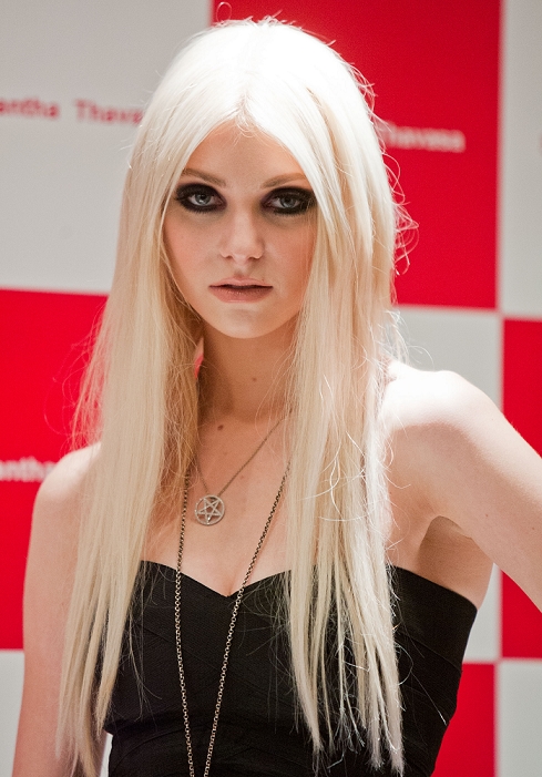 Taylor Momsen, Sep 25, 2012, Tokyo, Japan - American actress, musician and model, Taylor Momsen, attends a event to promote the fashion brand Samantha Thavasa where selected customers were invited to attend. (Photo by Christopher Jue/AFLO)