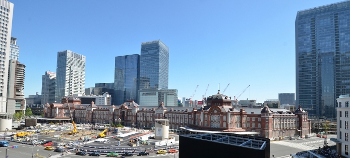 Tokyo Station red brick station building opens, recreating the appearance of the original building. October 1, 2012, Tokyo, Japan   The newly refurbished red brick building of Tokyo station stands magnificent upon the completion of its 50 billion yen restoration work to its original appearance on Monday, October 1, 2012.   A ceremony to celebrate the grand opening of the station s symbolic structure with the attendance of Emperor Akihito was canceled because of unexpected passing of a typhoon on the previous night.Originally built in 1914, the building survived the Great Kanto Earthquake in 1923 but was heavily damaged by U.S. air raids shortly before the end of World War II. After five and a half years of preservation and restoration efforts, the station on the Marunouchi side reopened just two years shy of the railway station s centennial.   Photo by Kaku Kurita AFLO  FYJ  mis 