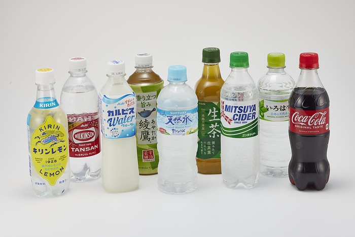 The plastic bottle beverages These are the plastic bottle beverages in Tokyo, Japan on October 13, 2022. At a time when these price are rising.  Photo by Hideki Yoshihara AFLO 