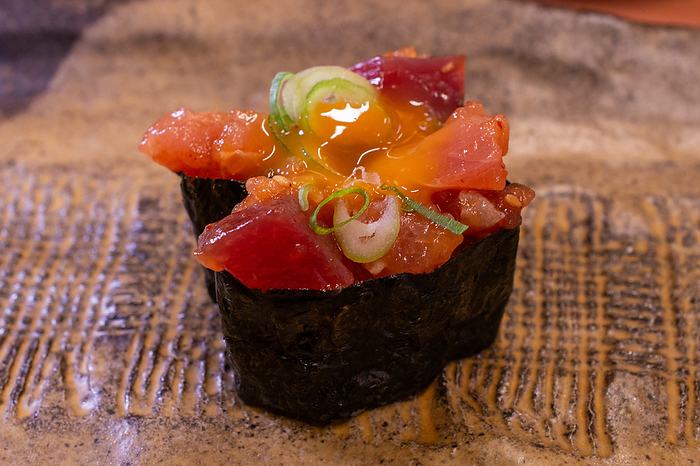 Tuna Yukke Sushi