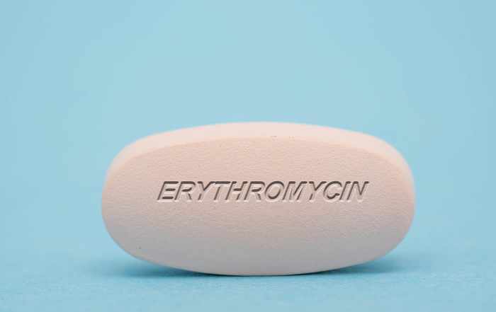 Erythromycin pill, conceptual image Erythromycin pill, conceptual image., by WLADIMIR BULGAR SCIENCE PHOTO LIBRARY