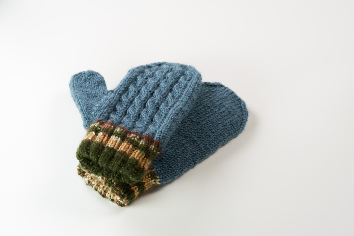 Knitting Image Gloves
