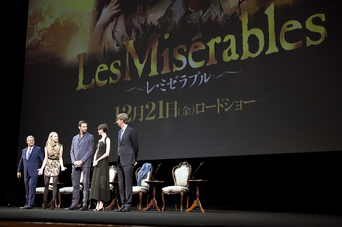 Cameron Mackintosh, Amanda Seyfried, Hugh Jackman, Anne Hathaway and Tom Hooper, Nov 28, 2012 :  Tokyo, Japan - (L to R) The Producer Cameron Mackintosh, Amanda Seyfried, Hugh Jackman, Anne Hathaway and the Director Tom Hooper come to the special event of the musical movie Les Miserables in Tokyo. The movie is an adaptation of the successful stage musical based on the classic novel of Victor Hugo in the 19th century France. This film will be realized on December 21th in Japan. (Photo by Rodrigo Reyes Marin/AFLO)
