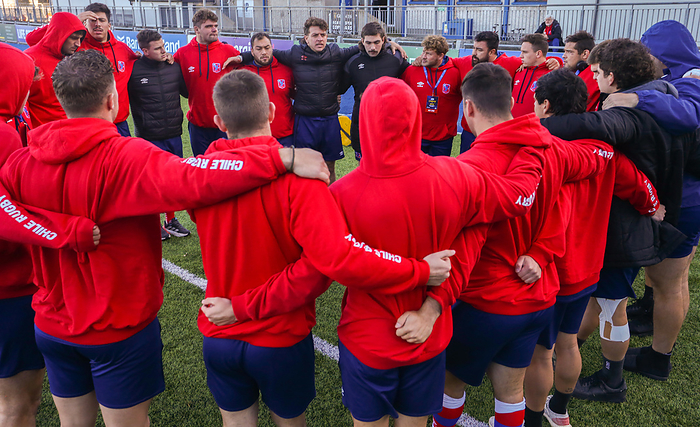 Martin Sigren leads a team talk ahead of the game 18 11 2022 Rugby Friendly, Energia Park, Donnybrook, Dublin 18 11 2022 Leinster vs Chile Chile s Martin Sigren leads a team talk ahead of the game Mandatory Credit  INPHO Tom Maher