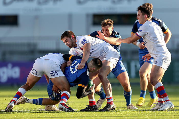 Chris Cosgrave is tackled by Santiago Videla and Lukas Carvallo 18 11 2022 Rugby Friendly, Energia Park, Donnybrook, Dublin 18 11 2022 Leinster vs Chile Leinster s Chris Cosgrave is tackled by Santiago Videla and Lukas Carvallo of Chile Mandatory Credit  INPHO Laszlo Geczo