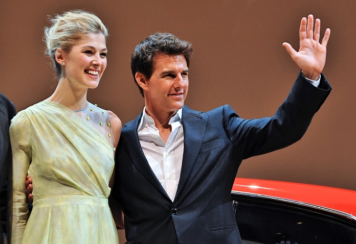 Rosamund Pike, Tom Cruise,   Jan 09, 2013 :  attend a Japan Premiere for the film 
