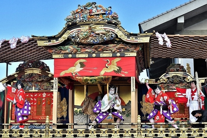 2022 Chichibu Night Festival to be held for the first time in 3 years The audience applauded loudly as Chichibu Kabuki Showakai actors performed on the Miyaji Yatai float in Chichibu, Japan.