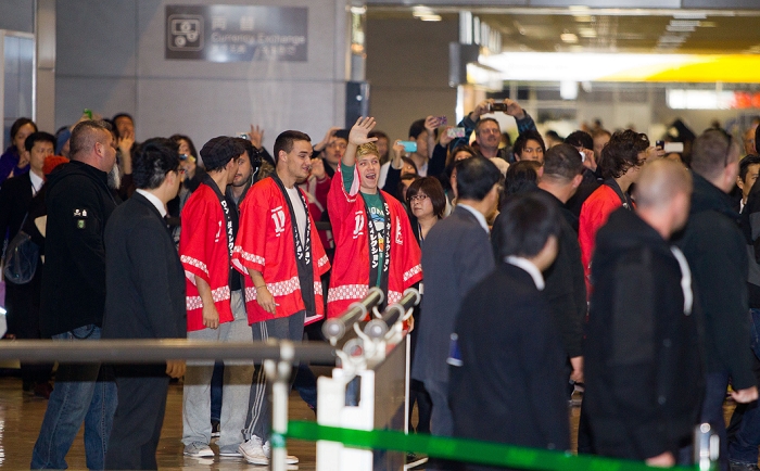 One Direction, Jan 17, 2013 :  Chiba, Japan - English-Irish pop boy band One Direction arrives at Narita International Airport, east of Tokyo. This is One Direction's first trip to Japan in which they are in Tokyo to promote their second album 'Take Me Home'. (Photo by Christopher Jue/Nippon News)