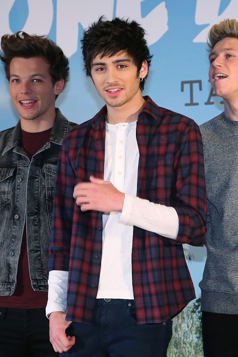 Zayn Malik, Jan 18, 2013 :One Direction in Japan, January 18th 2013, Tokyo, Japan. (L-R) Liam Payne, Louis Tomlinson, Zayn Malik, Niall Horan, Harry Styles and Japanese actress Maki Horikita. One Direction's first press conference in Japan to promote their new album Take Me Home. The boy band is here for 3 days and will appear on Japanese TV's Friday night music show tonight before hosting a fan party on Saturday.  (Photo by AFLO)