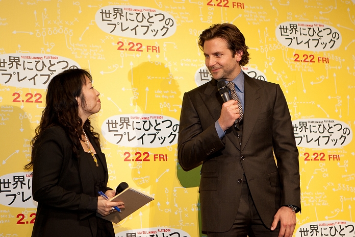 Bradley Cooper, Jan 24, 2013 : Tokyo- The Tokyo Movie Premiere of Silver Linings Playbook took place at the Toho Cinemas in Roppongi Hills Tokyo. Hundreds of Fans came to see Bradley Cooper promoting the Movie on behalf of the additional Cast Members Jennifer Lawrence, Robert de Niro, Jacki Weaver and Chris Tucker. Special Guest: Kuroki Meisa The Movie will be released to the Public in Japan Friday February 22nd. (Photo by Michael Steinebach/AFLO)