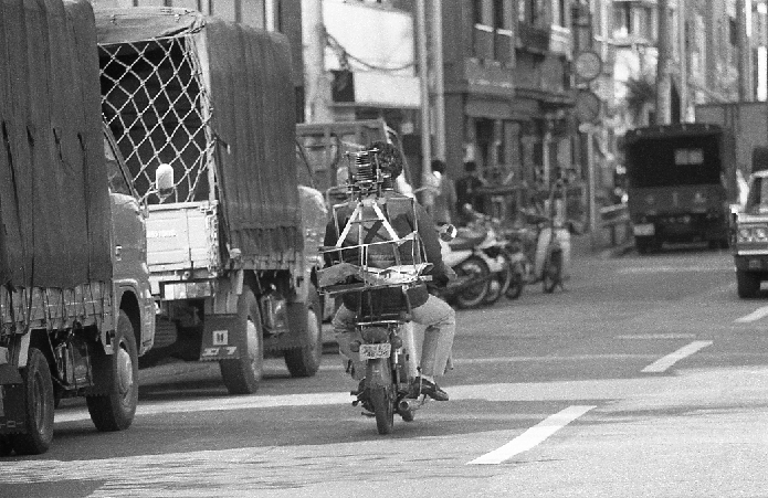 Delivery Service  May 1982  May 1982, Tokyo, Japan   Motorcycle and hi tech device take over Japan s traditional service of food delivery by noodle shop boys who used to maneuver their bicycles skillfully while carry on their shoulders stacks of noodle and rice containers.   Photo by Natsuki Sakai AFLO  AYF  mis 