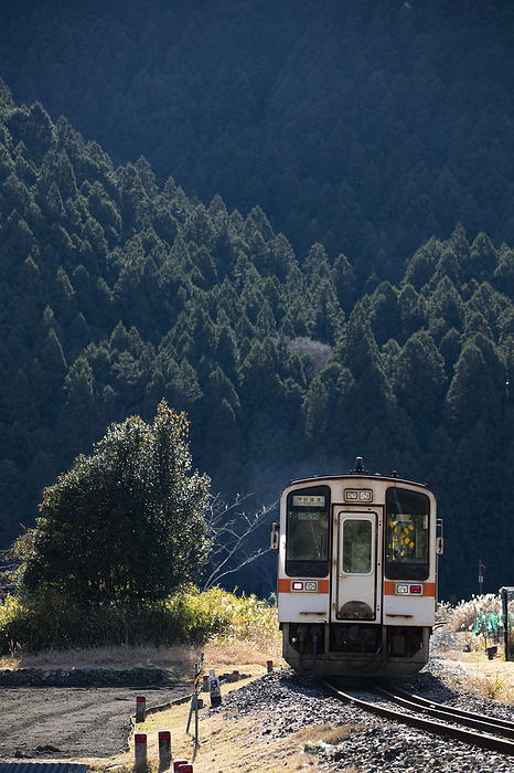 Regular train on the Meimatsu Line, Mie Prefecture