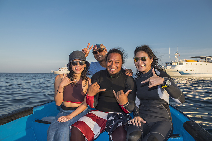 friends on a boat trip at Tubbataha reef