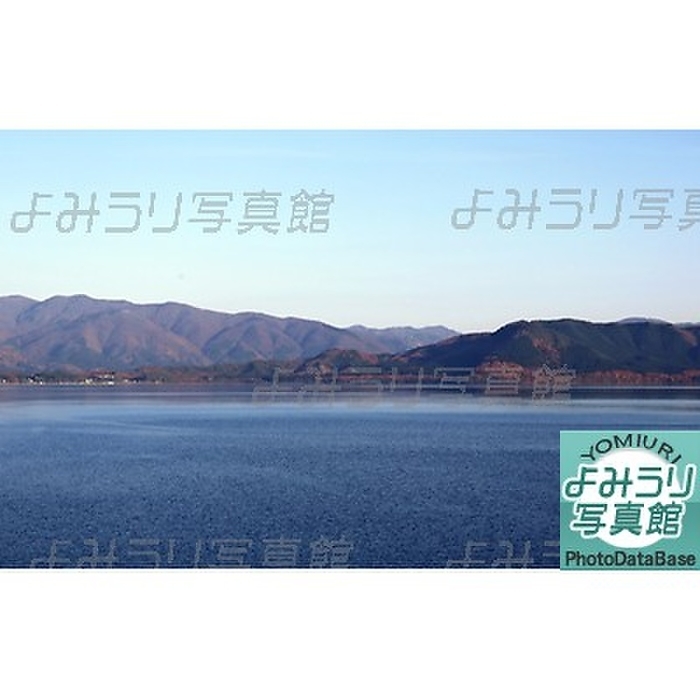 Lake Tazawa with rippling water Lake Tazawa with rippling water. Beyond the ridge on the right in the foreground is the Ikuhonai area. Akita Komagatake in the foreground on the left. The evening edition of the December 6, 2022 issue of the Akita Prefecture Senboku City newspaper featured the folk song  Ipponai bushi: East Wind, Water Mirror, Treasure to be Sung and Passed Down .