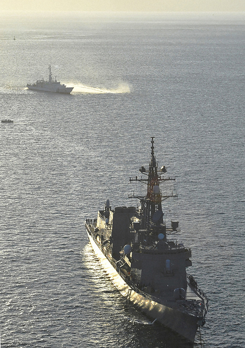 The Self Defense Defense Force vessel  Inazuma  lost navigation off the coast of Yamaguchi Prefecture. The Japanese Maritime Self Defense Force vessel Inazuma became disabled in the Seto Inland Sea off Suo Oshima. Behind her is a Japan Coast Guard patrol vessel engaged in processing the spilled oil.