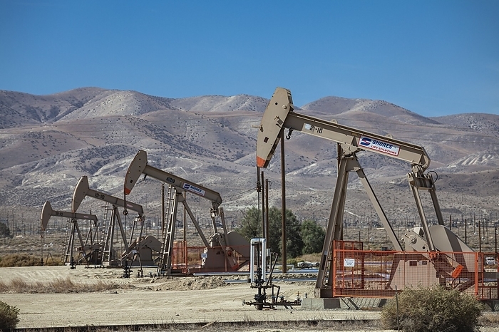 Belridge Oil Field, California, USA Belridge Oil Field, Kern County, California, USA., by Citizen of the Planet UCG Universal Images Group SCIENCE PHOTO LIBRARY