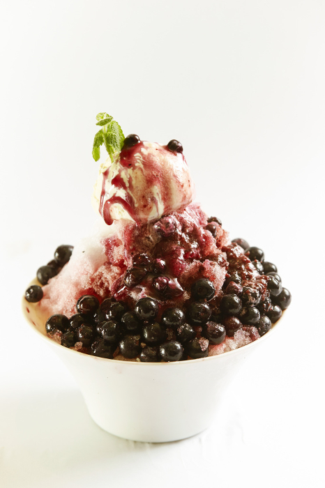 Korean Shaved Ice with Blueberry Vanilla Ice Cream Topping