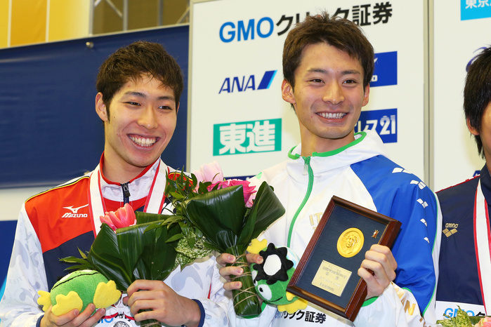 Swimming Japan Championships Men s 200m Backstroke Podium Ceremony Hagino fails to win the 6th title, Irie wins with determination.  L to R  Kosuke Hagino  JPN , Ryosuke Irie  JPN  April 14, 2013   Swimming : Japan Swim 2013, Men s 200m Backstroke JAPAN SWIM 2013, Men s 200m Backstroke Medal Ceremony at Daiei Probis Phoenix Pool, Niigata, Japan.   Photo by AFLO SPORT   1045 .