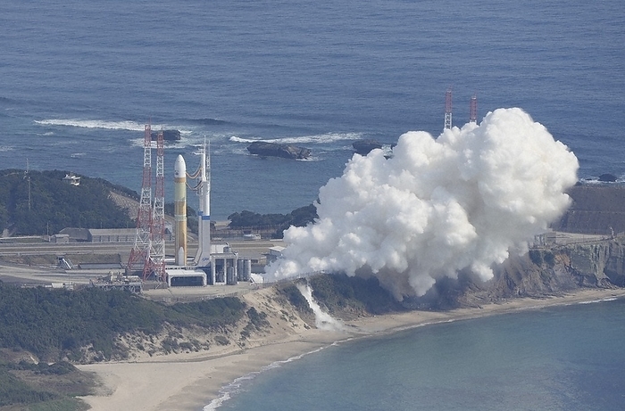 First H3 rocket launch aborted. H3 rocket No. 1 raises white smoke at 10:37 a.m. on February 17, 2023, at the Tanegashima Space Center in Kagoshima Prefecture, Japan, from a HQ helicopter.