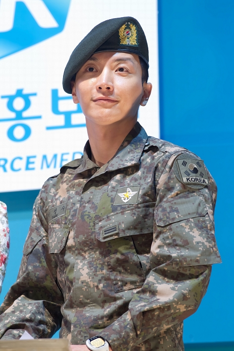     Leeteuk Lee Teuk SUPER JUNIOR , May 04, 2013 : Leeteuk attended 4th ABN Family Pleasant Ceremony in Seoul, South Korea on Saturday May 04, 2013.