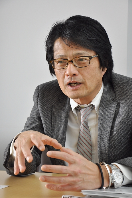 Kameyama Named President of Fuji Television Network, Inc. Demonstrating his skills in drama production  March 2013 photo  Chihiro Kameyama, Managing Director of Fuji Television Network, at Fuji Television s headquarters in Daiba, Minato ku, Tokyo, on the afternoon of March 7, 2013.