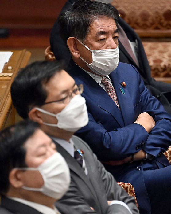Budget Committee of the lower house of the Diet  one half of the yosaniinkai  Former LDP Policy Research Council Chairman Hirofumi Shimomura  back  attends a meeting of the Budget Committee of the House of Representatives at 10:45 a.m. on February 28, 2023, in the National Diet.