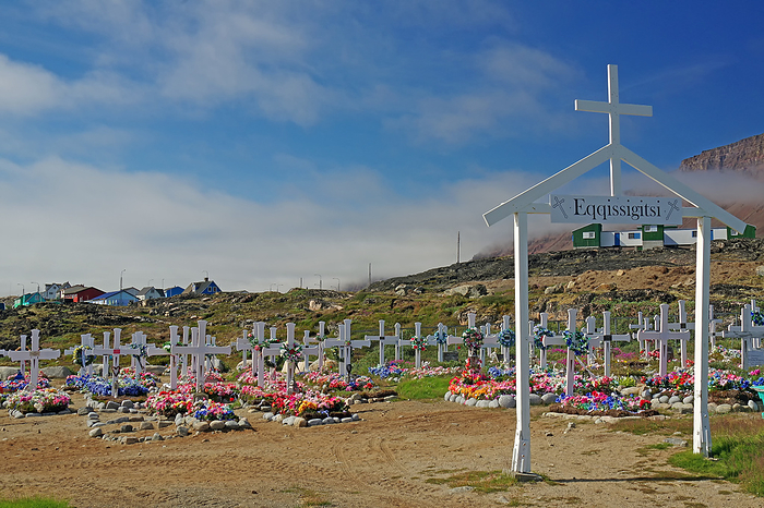 colour graves on Disko Island