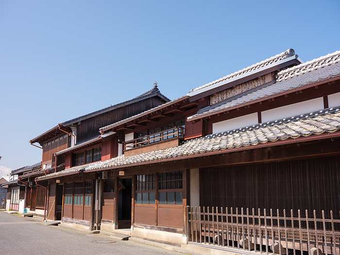 Hamasaki Important Preservation District for Groups of Traditional Buildings Hagi, Yamaguchi Pref. Restaurant and gallery in renovated 200 year old townhouse
