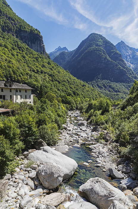 Switzerland, Ticino Canton, Small stream flowing through Lavizzara Valley in summer