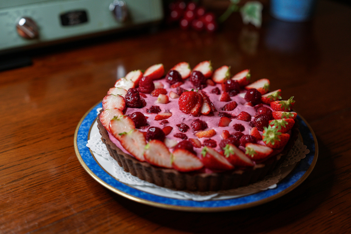 Delicious looking berry tart!
