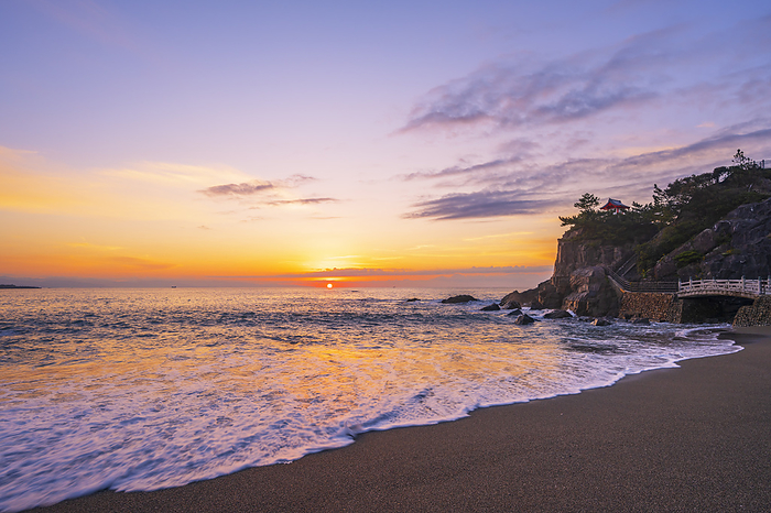Katsurahama Beach and the rising sun, Kochi Prefecture