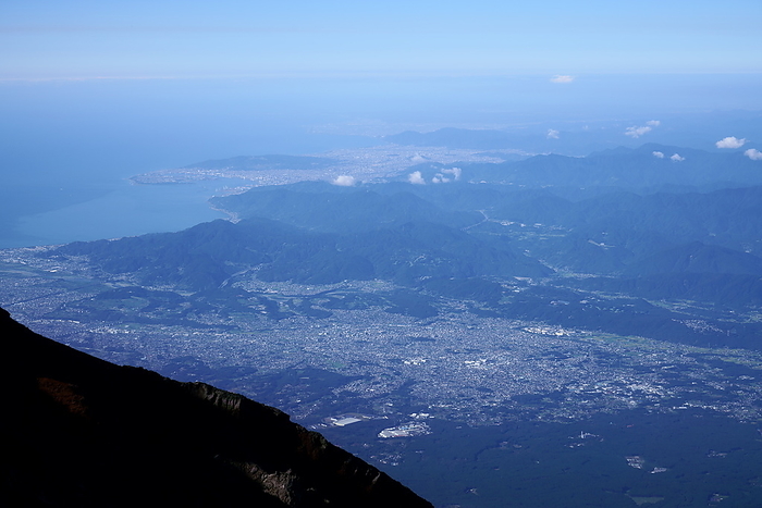 Yamanashi Prefecture/Shizuoka Prefecture Fujinomiya City, Fuji City and Shimizu Ward, Shizuoka City seen from the top of Mt.