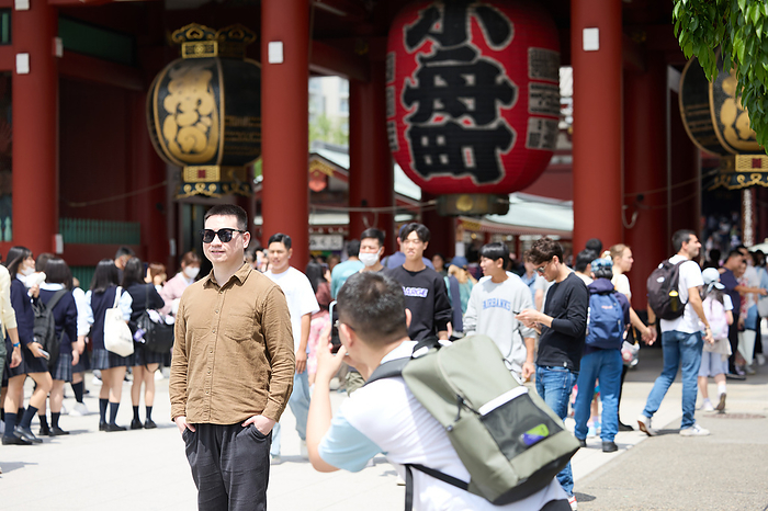 Spring vacation week in Japan Foreign tourists take pictures at the Sensoji temple in Asakusa entertainment district, Tokyo in Japan on May 1, 2023.  Yohei Osada AFLO 