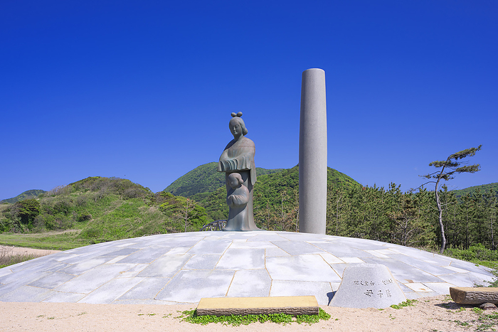 Mother and Child Statue of Empress Hashiudo and Prince Shotoku, Kyotango City, Kyoto Prefecture San in Kaigan Geopark 