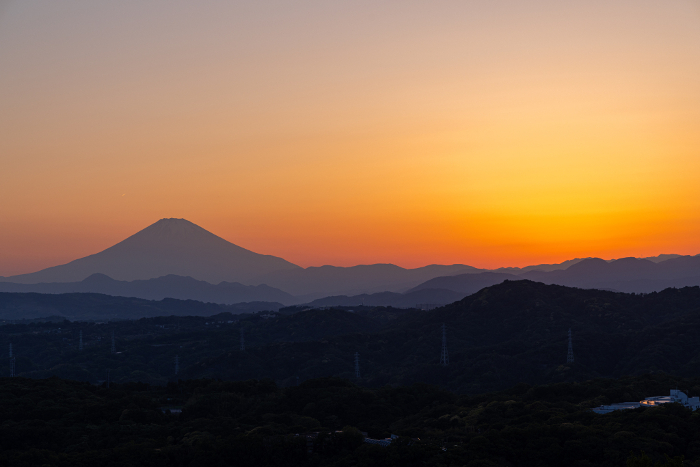 Fuji and sunset from Shonandaira